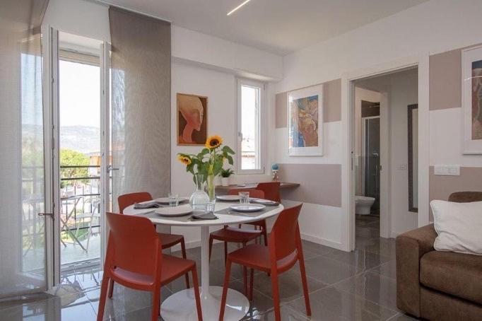Ad Un Passo Da… Apartment Pietra Ligure Exterior foto